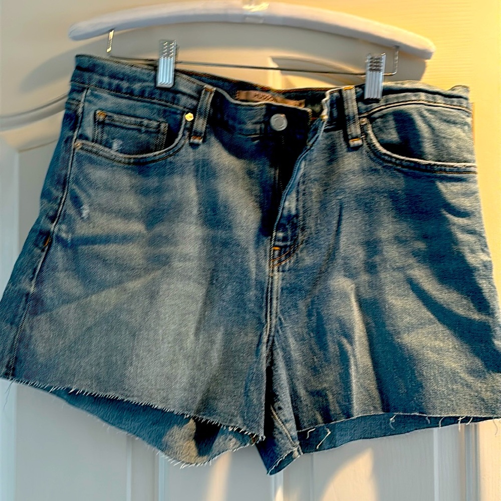 Get ready for warm weather! Hudson denim shorts, size 33, new with tags